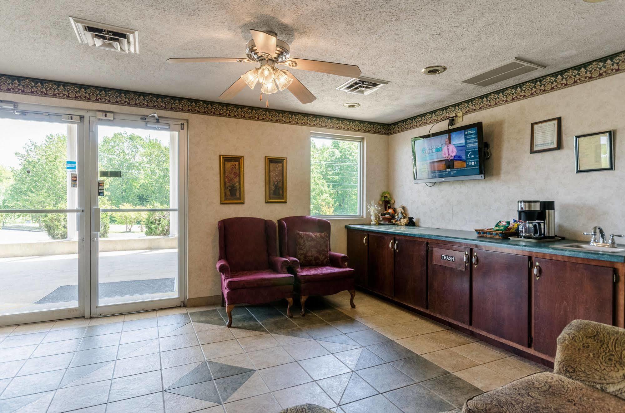 Deerfield Inn Parsons Экстерьер фото