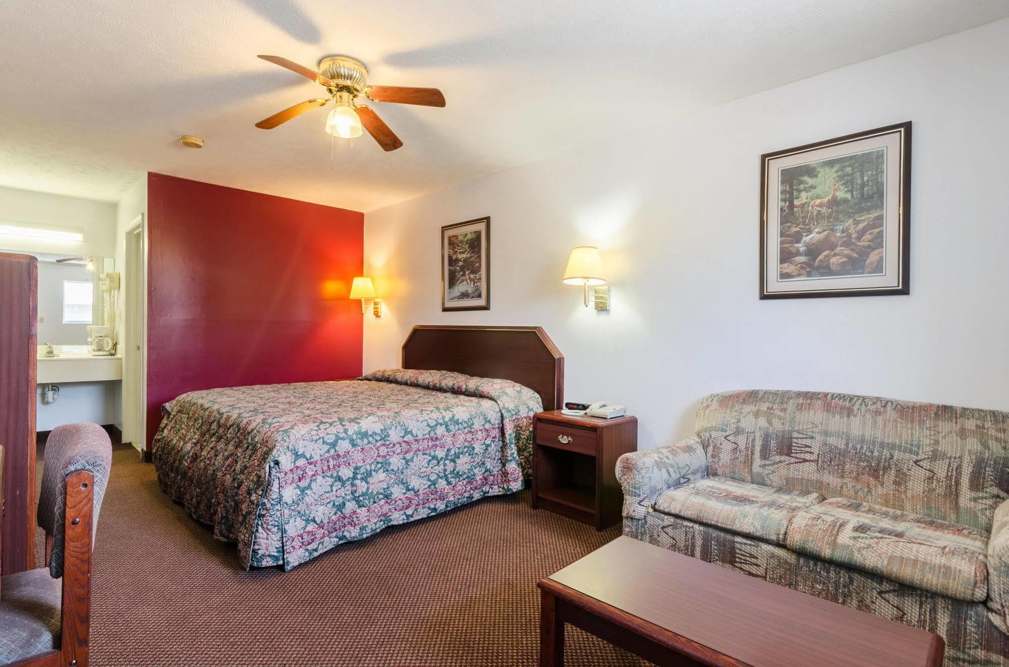 Deerfield Inn Parsons Экстерьер фото